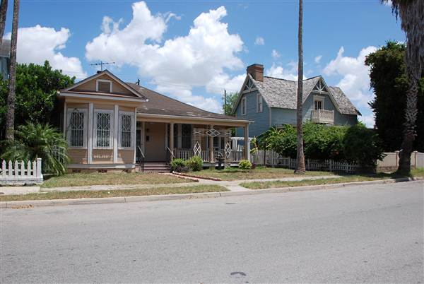 St. Charles Street Historic Neighborhood (8/18/2012)