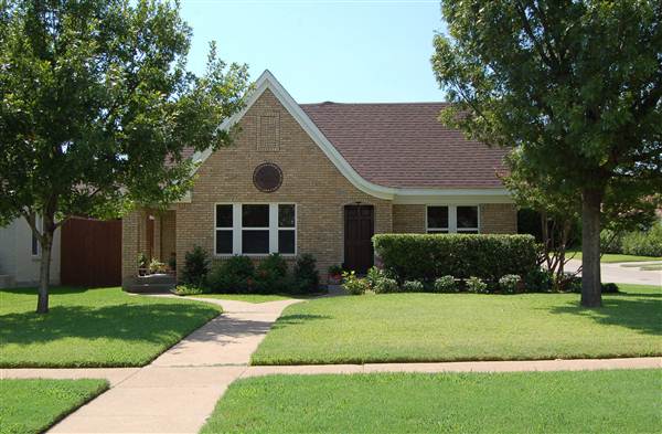 Arlington Heights Neighborhood (8/18/2012)
