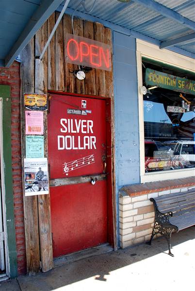 Arkey Blue's Silver Dollar Saloon (10/8/2012)