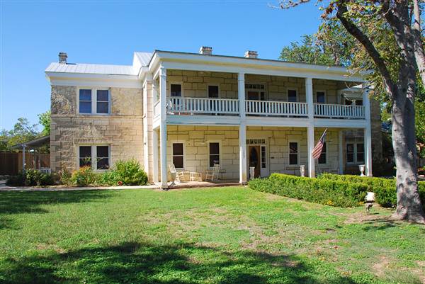 House at 1001 Hackberry Street (10/8/2012)
