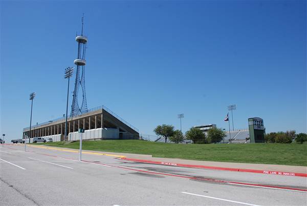Mesquite Memorial Stadium (4/12/2013)