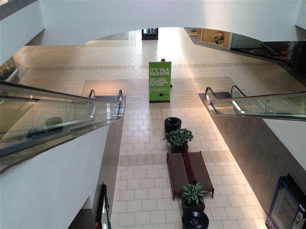Lakeline Mall (1/31/2013)