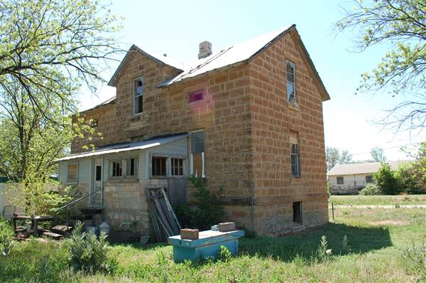 House at 701 E. Miller St. (4/28/2014)
