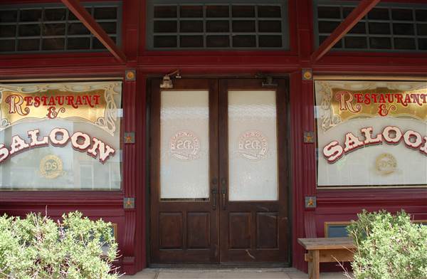 Daddy Sam's Saloon (4/30/2014)