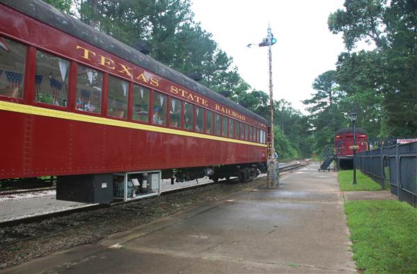 Texas State Railroad - 1901 Steam Train (5/31/2014)