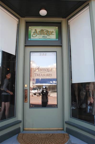 Antique Treasures & Soda Shop (10/2/2014)