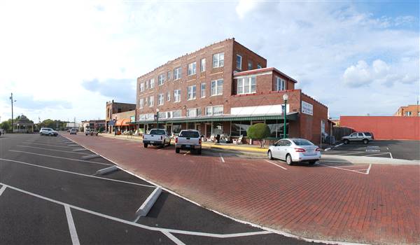 Mineola (10/8/2015)