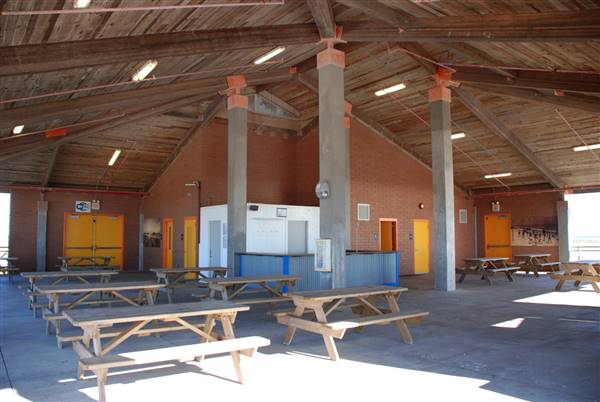 East End Beach Pavillion (2/16/2016)