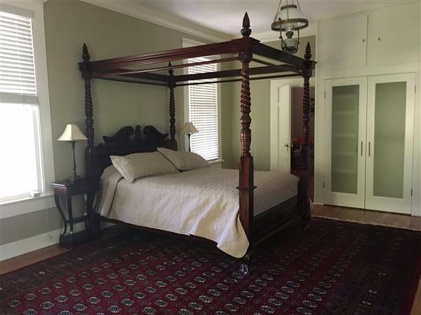 Hill House (4/11/2017)
