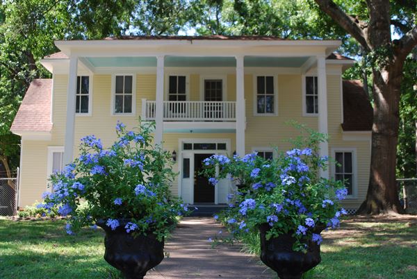 House at 1020 East Lacey Street (7/25/2019)