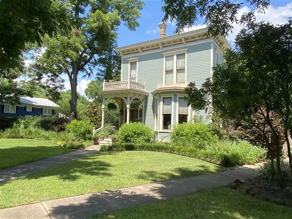 Adolph A. Erhard House (7/21/2020 - Credits: Cindy Aarvig)