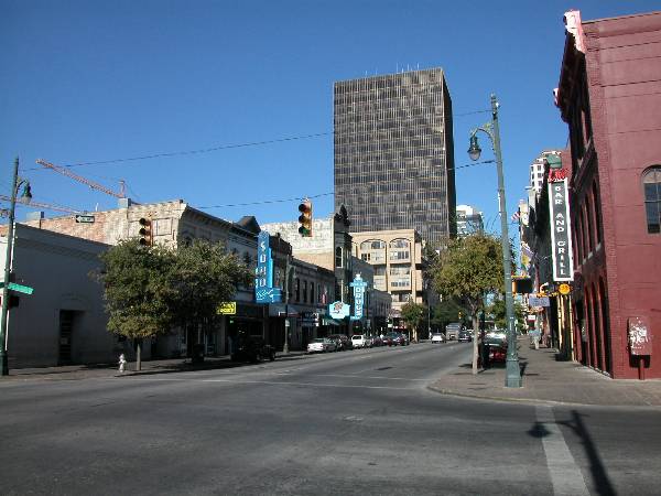 6th Street Retail District (1/23/2003)