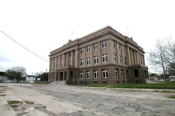 Cameron County Courthouse (3/4/2004)