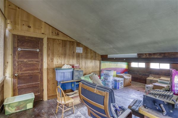 Rural Farm - Two House Property (12/1/2021 - Credits: Adam Brown)