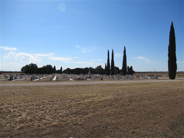 Miles Cemetery (1/19/2022 - Credits: Jane Jeschke)