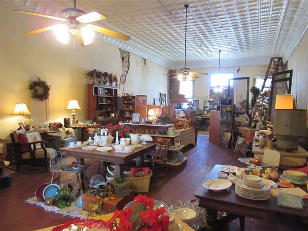 Lacy's Emporium (3/5/2022 - Credits: Jane Jeschke)