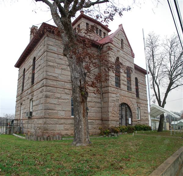 Llano County "Red Top" Jail (12/7/2009)