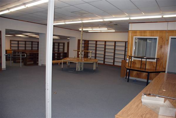 Former Lampasas Junior High (12/15/2009)