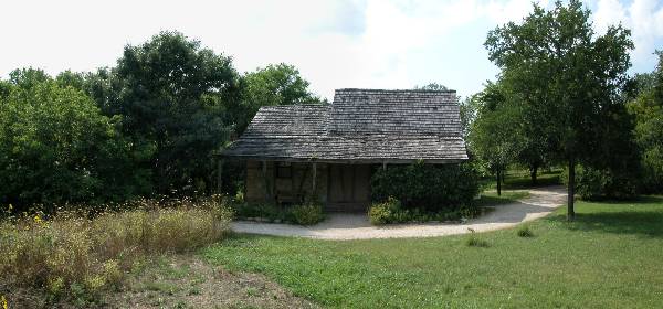 San Antonio Botanical Garden - Cabin (6/9/2003)