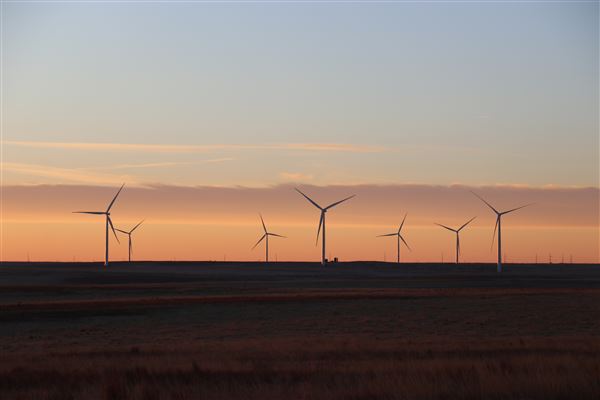 Borger Wind Farms (4/30/2018 - Credits: Charles Gillingham)