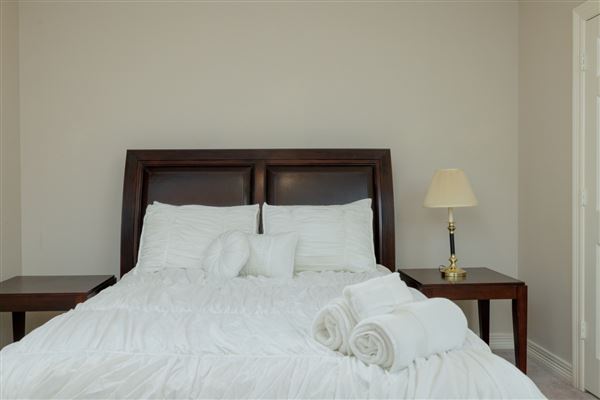 Evergreen Townhome (9/1/2023 - Credits: Red One Management)