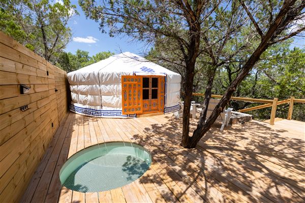 The Yurtopian - Hill Country Resort (6/1/2024 - Credits: @grantdpittman @texas.explorer @billpeary)