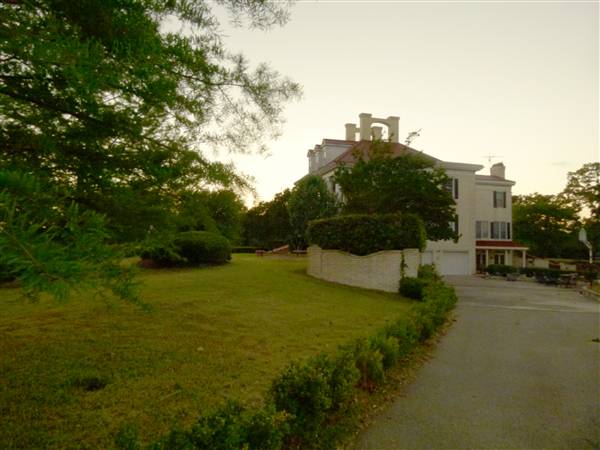 Pool House (6/16/2011)