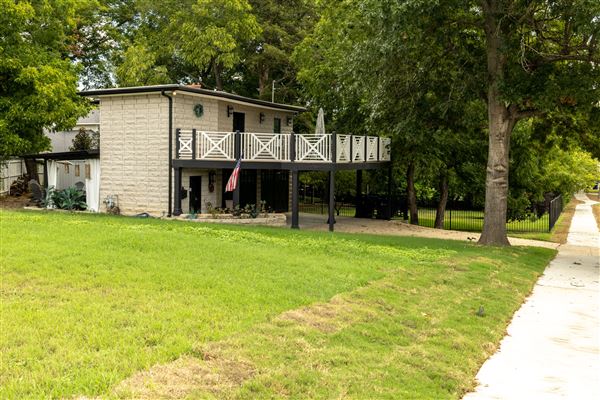 Historic Downtown McKinney 1895 Carriage House (9/1/2024 - Credits: Red One Management)