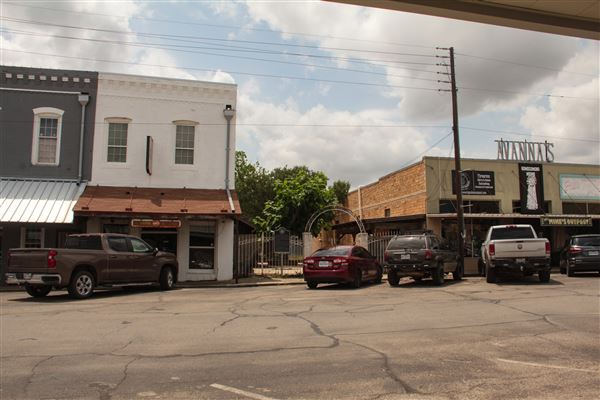 Floresville (4/22/2025 - Credits: Erik McCowan)