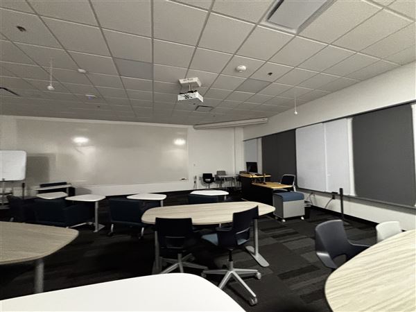 Dallas College - Cedar Valley Campus - Learning Commons (10/5/2026 - Credits: Austin Flores)