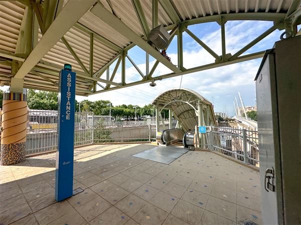 DART - Mockingbird Station (10/3/2025 - Credits: Austin Flores)