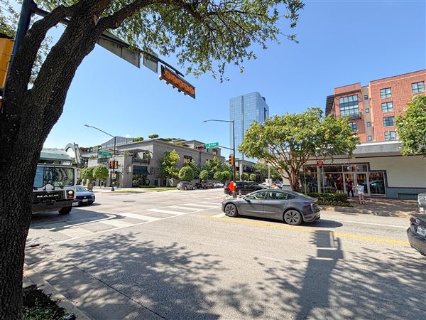 Knox Street (10/3/2025 - Credits: Austin Flores)