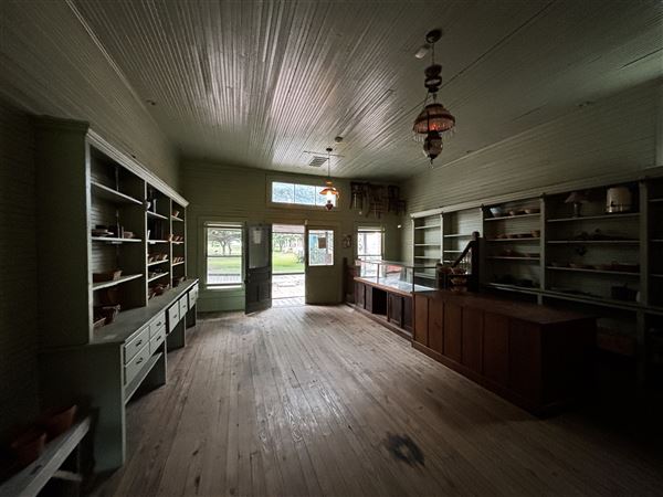 Old City Park - General Store (10/9/2025 - Credits: Austin Flores)