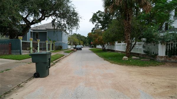 Michel B. Menard House (11/6/2024 - Credits: Houston Film Commission)