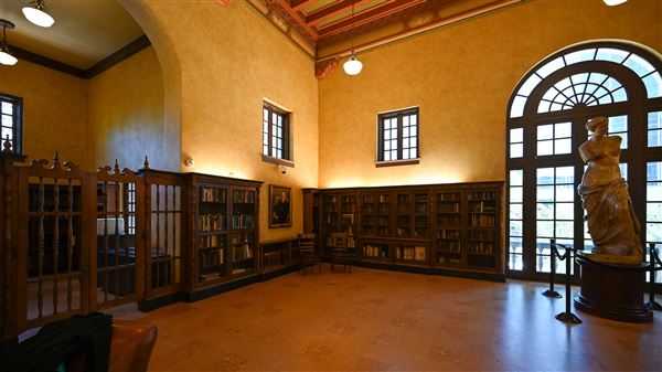 Julia Ideson Building - Houston Public Library (4/7/2026 - Credits: Houston Film Commission)