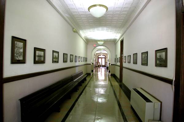 Bastrop County Courthouse (7/22/2003)