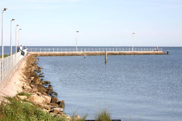 Rockport Beach Park (2/27/2005)