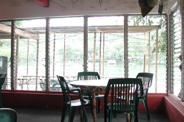 Ski Shores Cafe (12/4/2003)