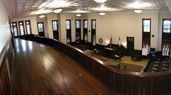Caldwell County Courthouse (8/28/2003)