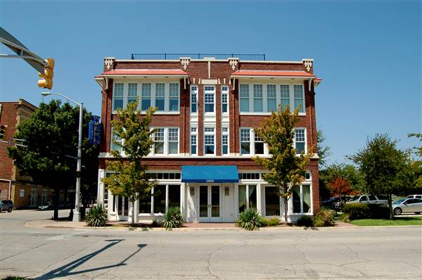 Magnolia Avenue Retail District (8/22/2012)