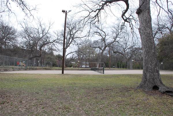 Eastwoods Park (2/28/2013)