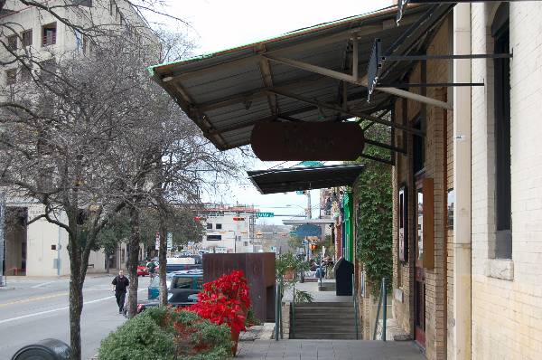 Cedar Street Courtyard (12/28/2006)