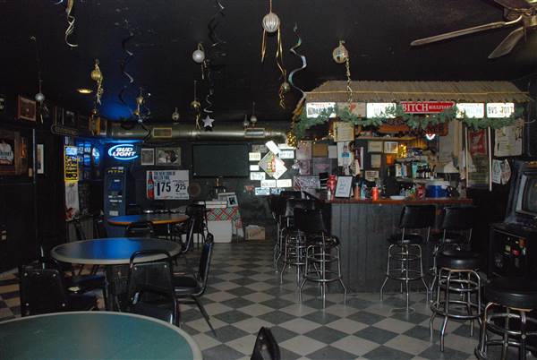 Charlie's Bar (5/8/2014)