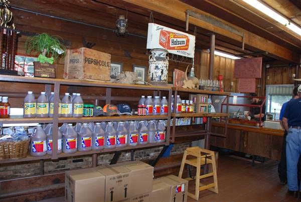 Bodacious Bar - B - Que (10/8/2015)