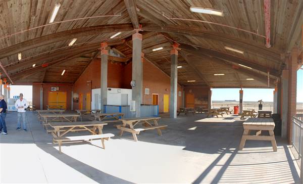East End Beach Pavillion (2/16/2016)