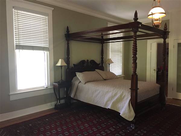 Hill House (4/11/2017)