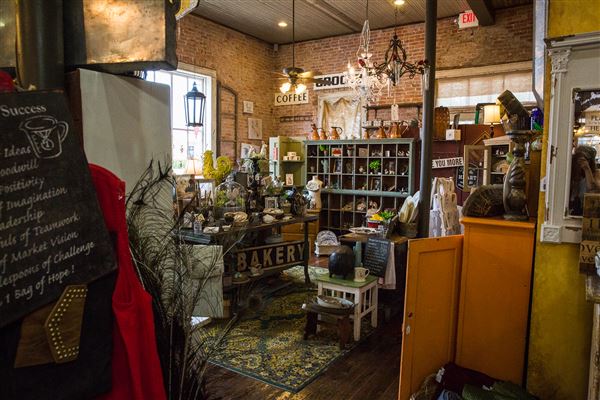 Sugar Moon Antiques (3/16/2018)