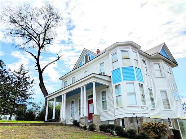 House at 1211 South Sycamore Street (3/8/2018 - Credits: BRENT PAXTON)