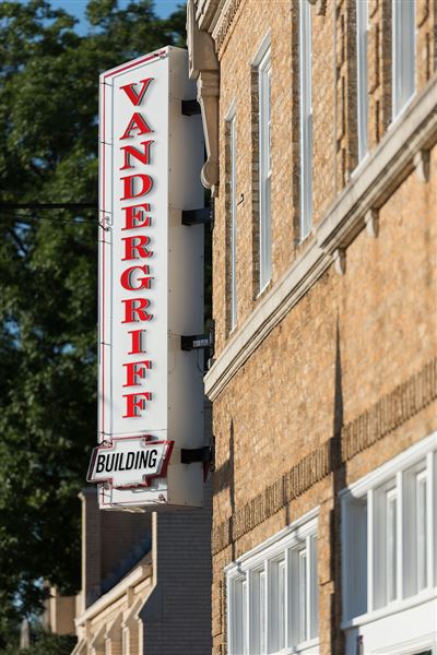 Vandergriff Building (6/1/2014 - Credits: COPYRIGHT © 2018 THE VANDERGRIFF BUILDING)
