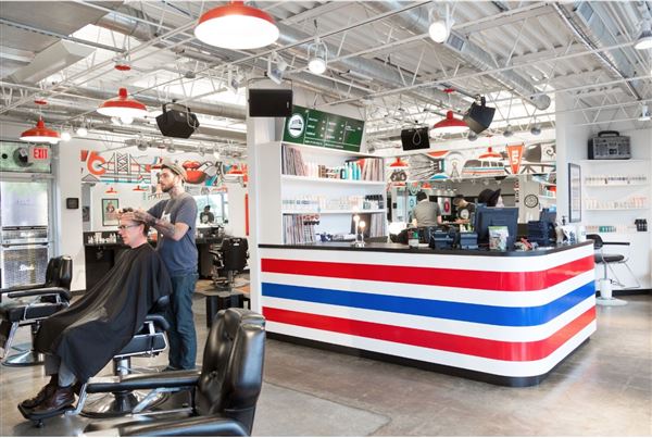 Birds Barbershop - 41st at Red River (10/4/2019)
